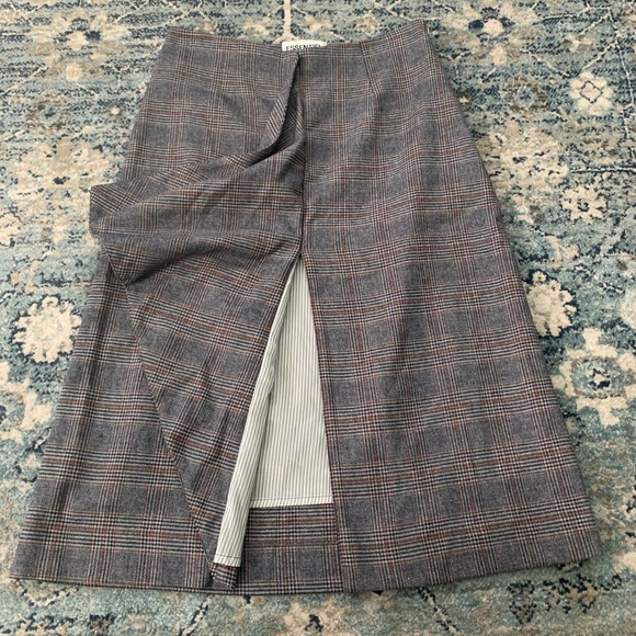 Essentiel Entwerp plaid skirt - Picture 11 of 13